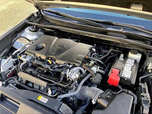 Used 2024 Toyota Camry SE image 34