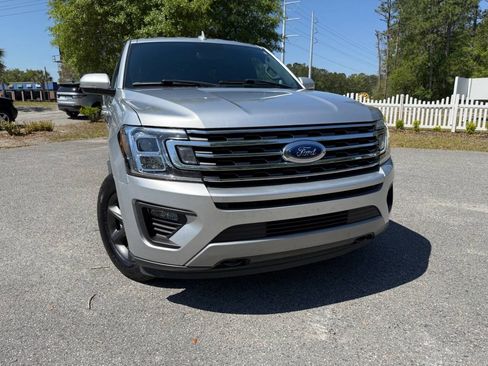 Used 2019 Ford Expedition Max XLT w/ Equipment Group 202A AWD/4WD image 52