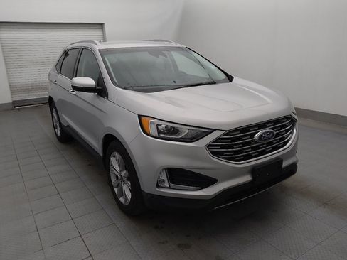 Used 2019 Ford Edge Titanium image 13