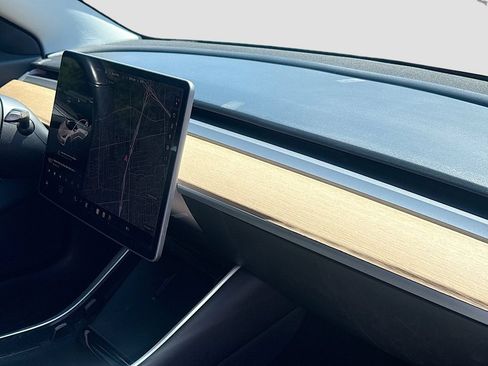 Used 2019 Tesla Model 3 Standard Range Plus RWD image 30