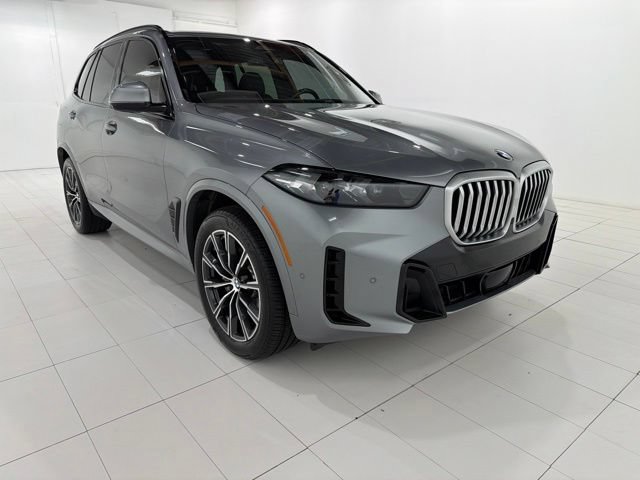 Certified 2024 BMW X5 xDrive40i w/ M Sport Package AWD/4WD image 7