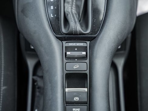 Used 2023 Honda HR-V LX image 22