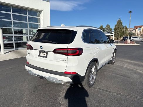 Used 2023 BMW X5 xDrive45e w/ Parking Assistance Package image 5