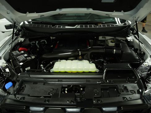 Used 2025 Ford F150 Raptor AWD/4WD image 14