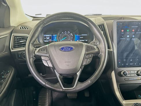 Used 2024 Ford Edge SEL AWD/4WD image 18