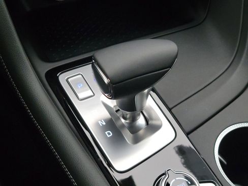 New 2026 Genesis G70 2.5T image 25