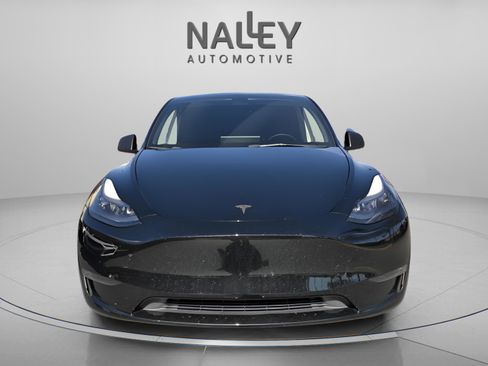 Used 2023 Tesla Model Y Performance image 9