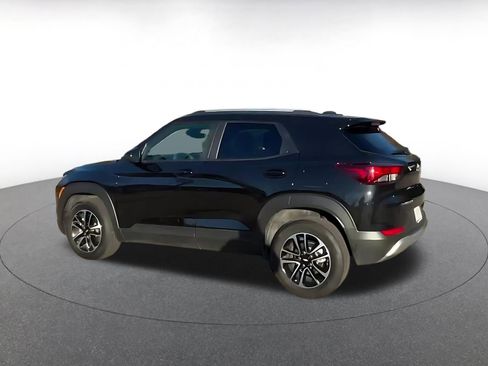 Used 2025 Chevrolet TrailBlazer LT image 10