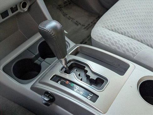 Used 2011 Toyota Tacoma 4x4 Double Cab image 11