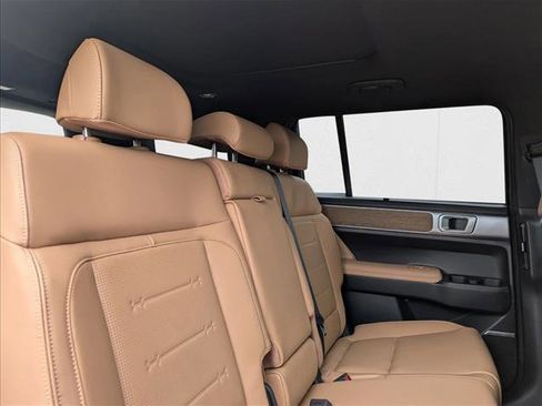 New 2026 Hyundai Santa Fe Limited image 24