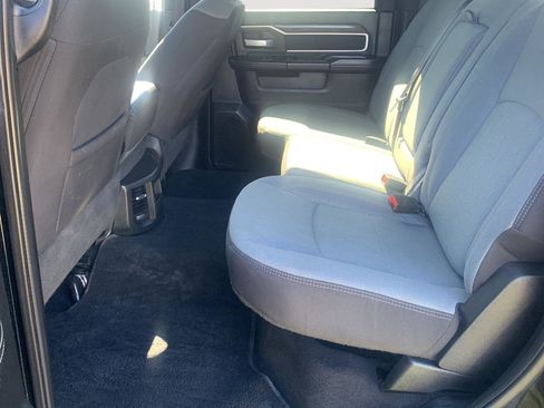 Used 2024 RAM 2500 Big Horn AWD/4WD image 20