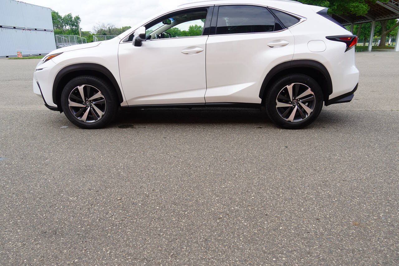 Used 2018 Lexus NX 300 AWD w/ Premium Package image 5