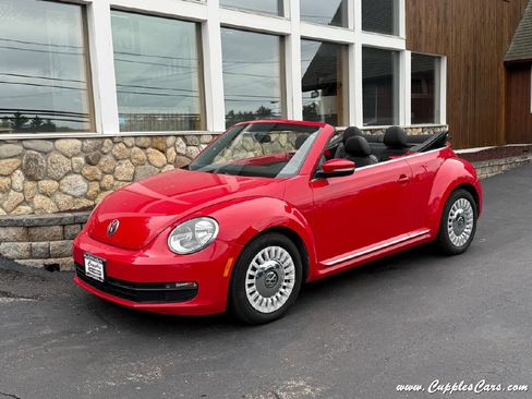 Used 2014 Volkswagen Beetle 1.8T FWD image 1