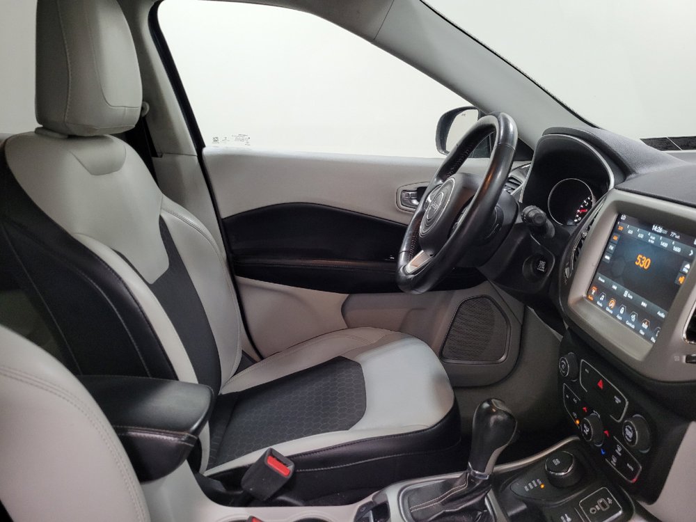 Used 2018 Jeep Compass Latitude w/ Popular Equipment Group AWD/4WD image 21