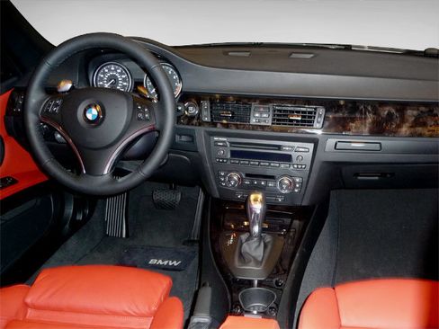 Used 2009 BMW 328i Convertible RWD image 4