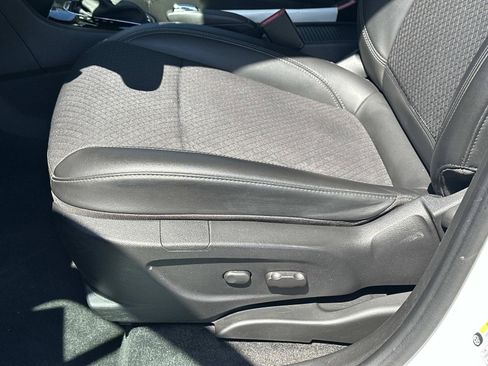 Certified 2022 Buick Encore Preferred w/ Safety Package AWD/4WD image 16