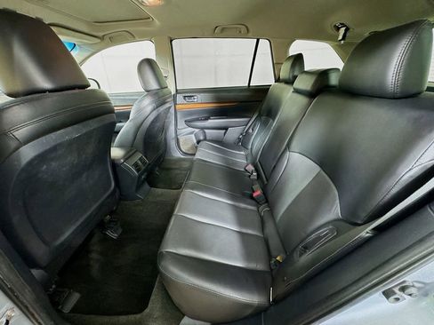 Used 2014 Subaru Outback 3.6R Limited w/ Moonroof Package image 29