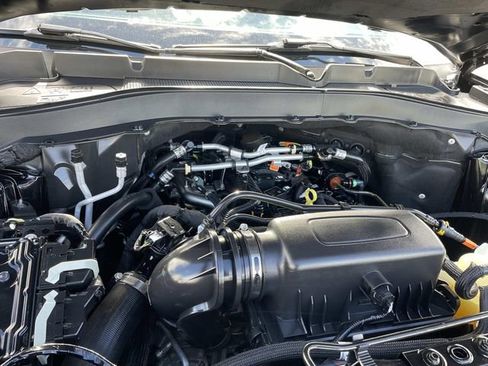 Used 2022 Ford Explorer XLT w/ Equipment Group 202A image 37