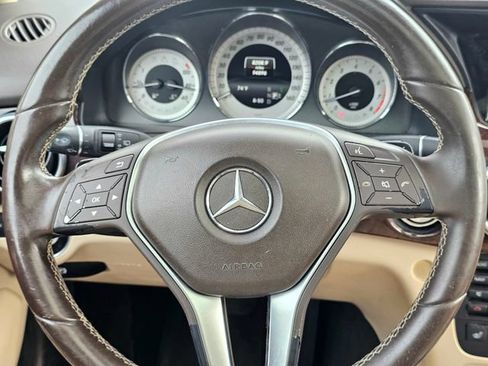 Used 2015 Mercedes-Benz GLK 350 4MATIC image 32