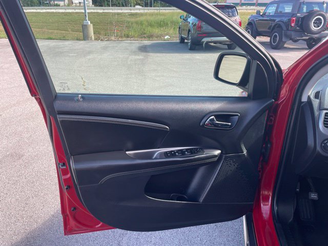 Used 2020 Dodge Journey Crossroad FWD image 18