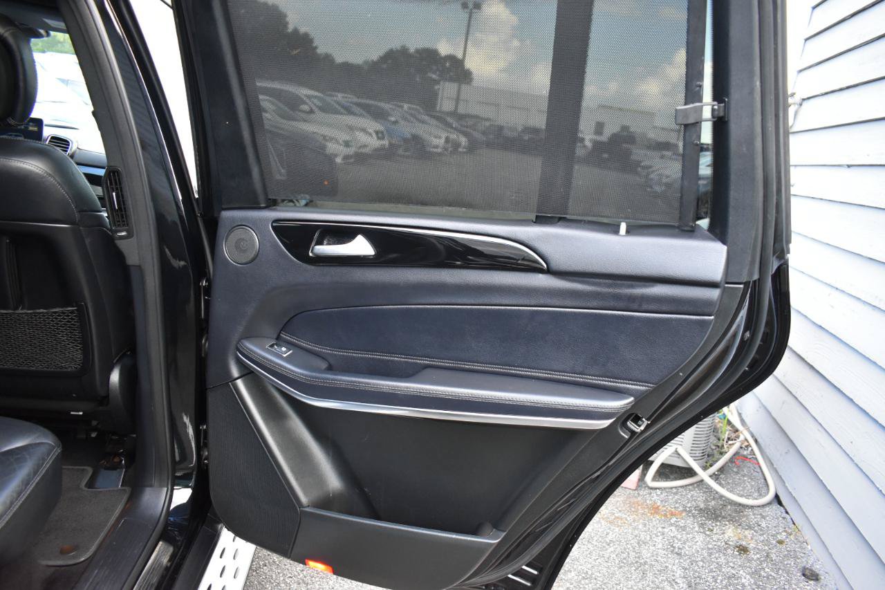 Used 2017 Mercedes-Benz GLS 550 4MATIC image 40