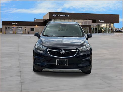 Used 2022 Buick Encore Preferred w/ Safety Package FWD image 6