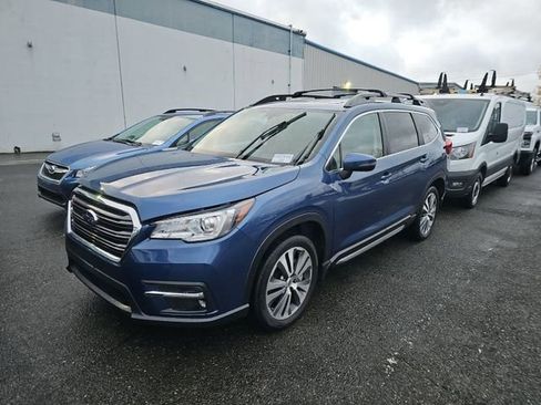 Used 2022 Subaru Ascent Limited w/ Technology Package image 5