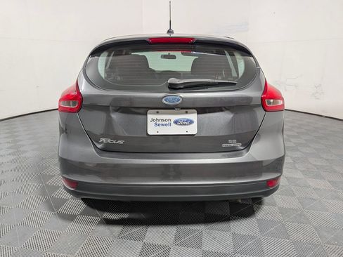 Used 2016 Ford Focus SE FWD image 6