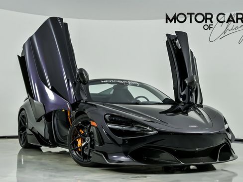 Used 2020 McLaren 720S Spider image 1