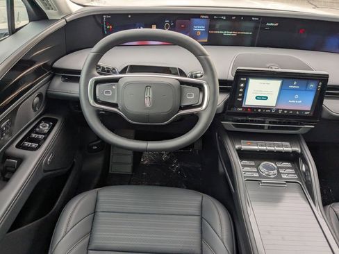 New 2026 Lincoln Nautilus Reserve AWD/4WD image 16