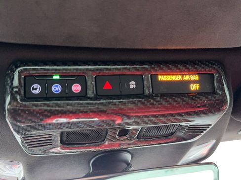 Used 2023 Chevrolet Corvette Stingray Premium Conv w/ Z51 Performance Package image 43