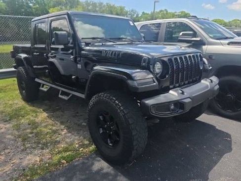 Used 2022 Jeep Gladiator Sport AWD/4WD image 2