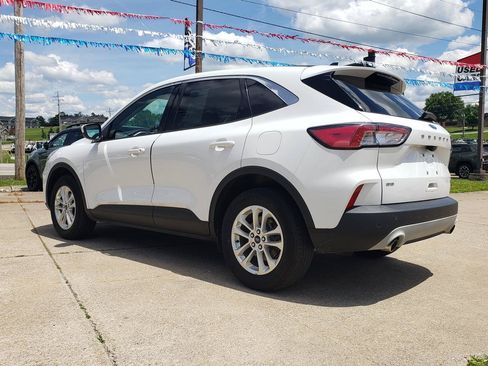 Used 2020 Ford Escape SE AWD/4WD image 6