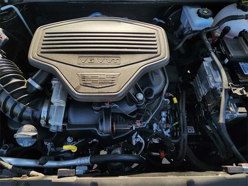 Certified 2024 Cadillac XT6 Premium Luxury w/ Platinum Package image 32