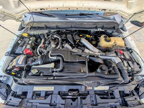 Used 2013 Ford F250 Platinum w/ FX4 Off Road Pkg image 22