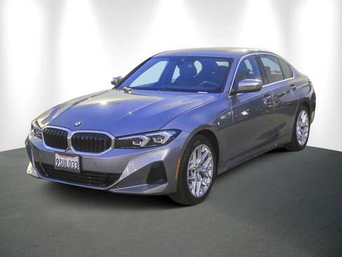 Used 2025 BMW 330i xDrive Sedan image 3