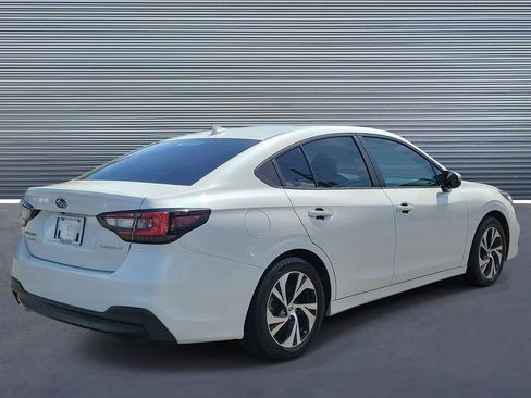 Used 2025 Subaru Legacy Premium AWD/4WD image 3