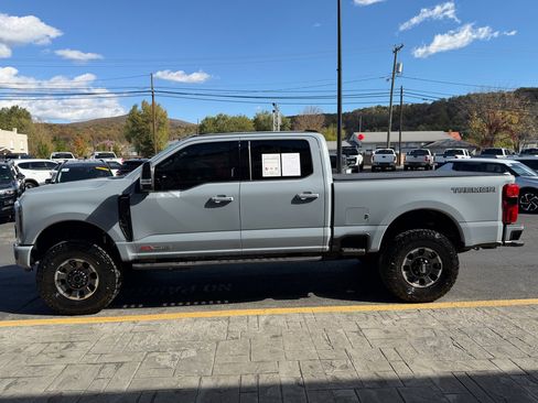 Used 2024 Ford F250 Lariat w/ Lariat Ultimate Package image 5