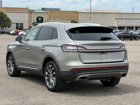 Used 2023 Lincoln Nautilus Reserve w/ Equipment Group 201A AWD/4WD image 9