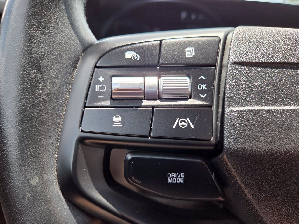 Used 2026 Kia Sportage LX FWD image 13
