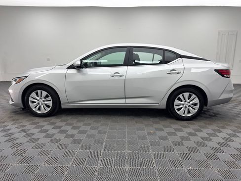 Used 2023 Nissan Sentra S FWD image 10