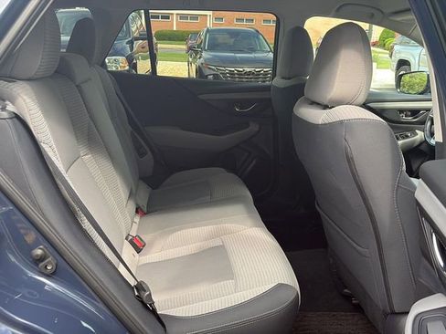 Used 2023 Subaru Outback Premium image 21