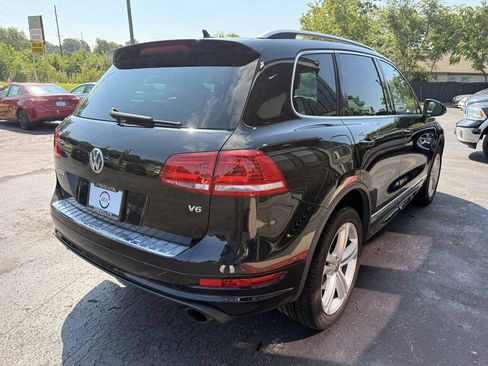 Used 2014 Volkswagen Touareg VR6 AWD/4WD image 3