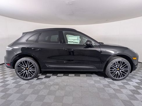 New 2026 Porsche Macan AWD/4WD image 8