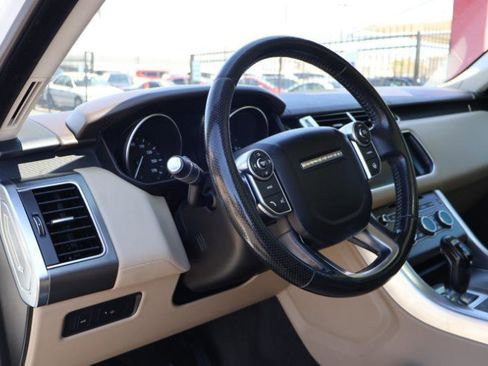 Used 2016 Land Rover Range Rover Sport SE AWD/4WD image 18