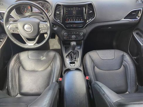 Used 2020 Jeep Cherokee Limited FWD image 16