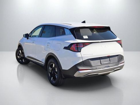 New 2026 Kia Sportage LX image 9