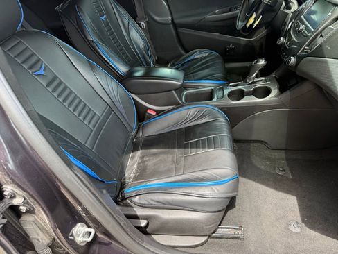 Used 2016 Chevrolet Cruze LT w/ Convenience Package FWD image 10