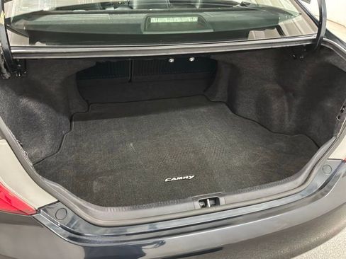 Used 2014 Toyota Camry SE image 24