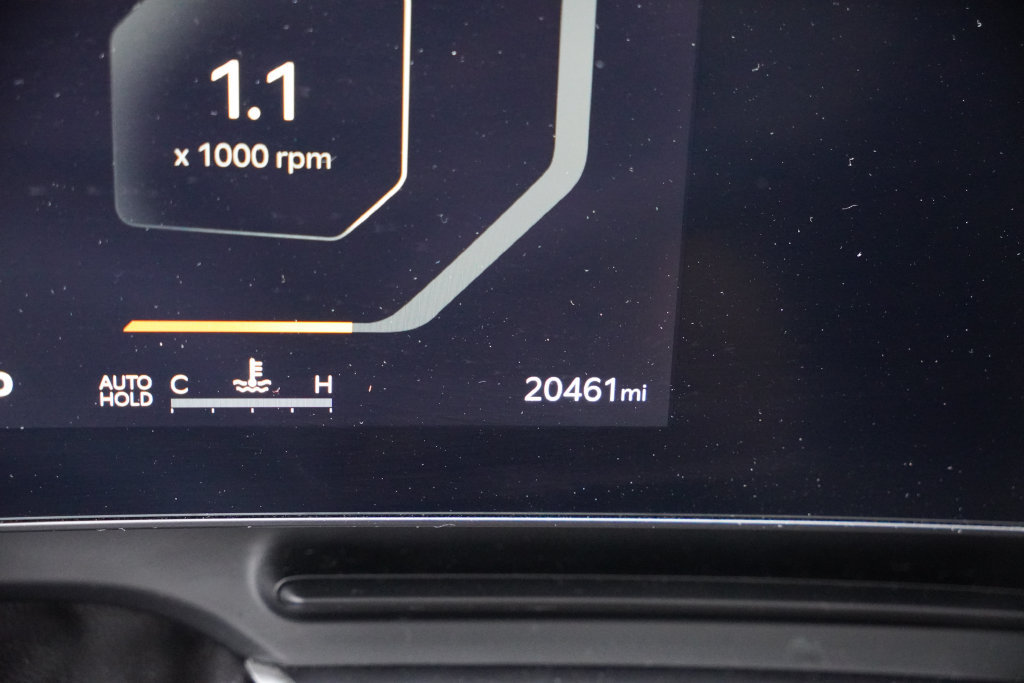 Certified 2025 Kia Carnival SX FWD image 8